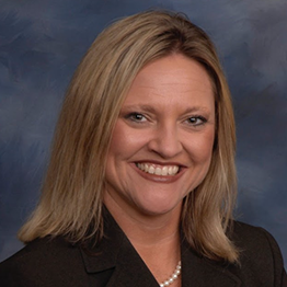 Photograph of Elissa Cox smiling